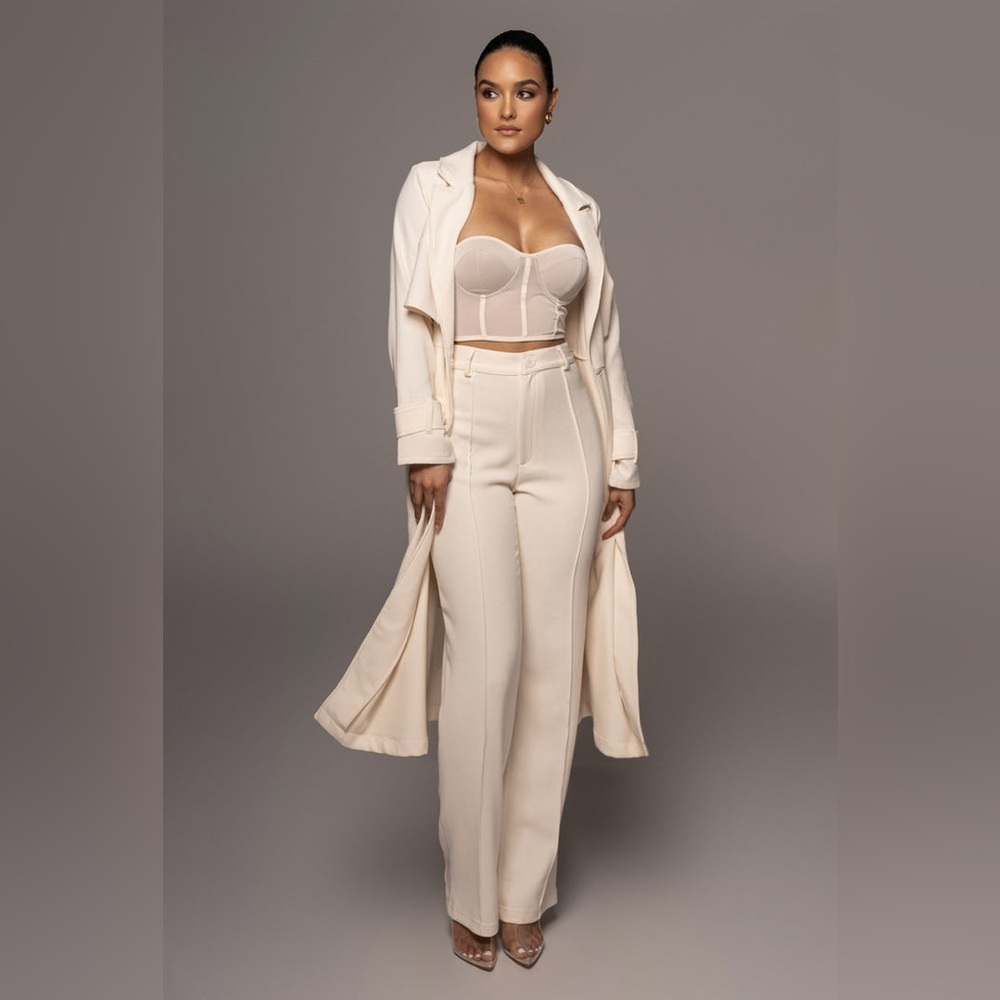 JLux NWT Butter Cream Trench Coat